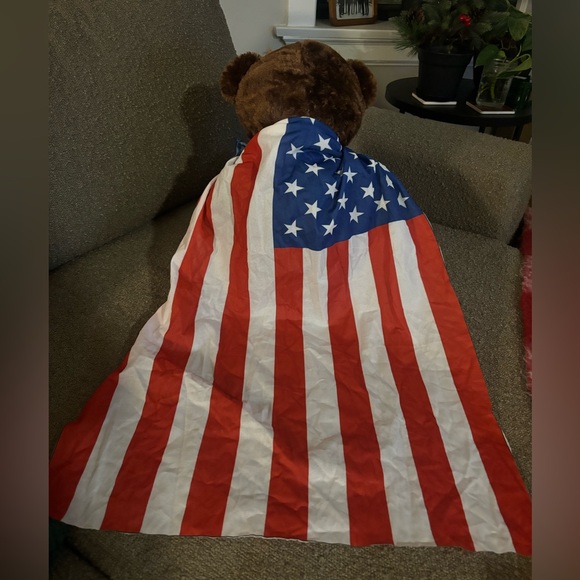 Trumpy Bear - Picture 2 of 6